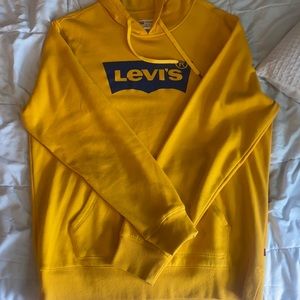 Levi Pullover Hoodie